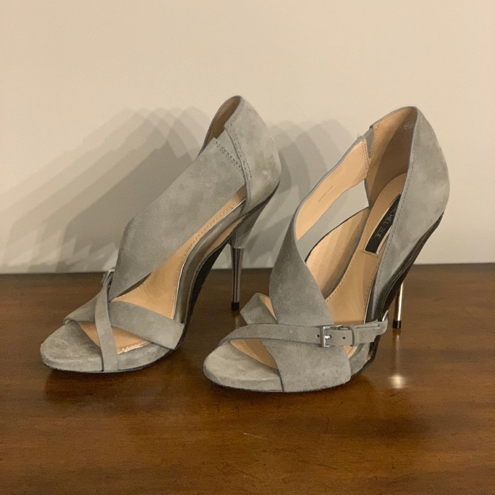 Rachel Zoe - Criss Cross Style Gray Suede High Heal Sandal